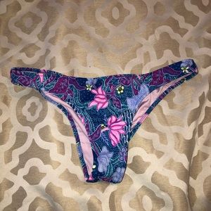 Victoria secret itsy bottoms